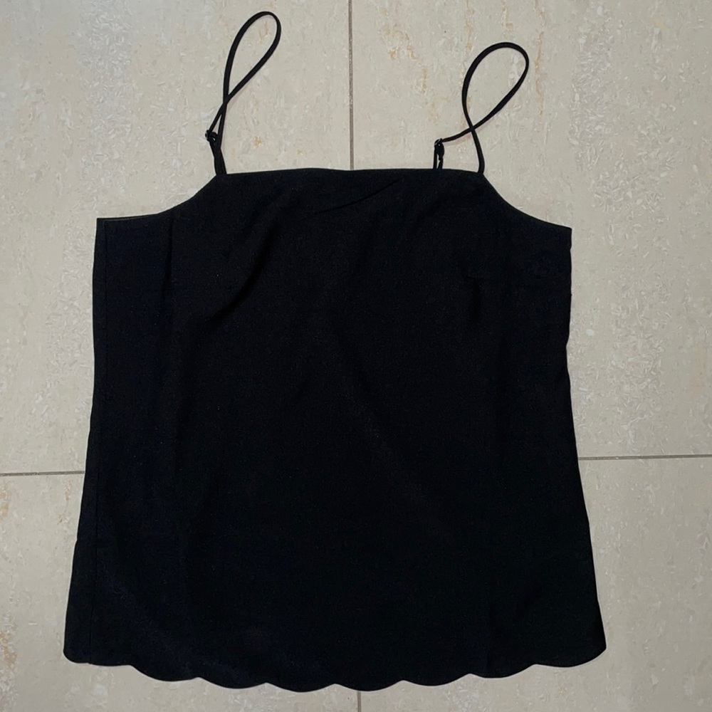 JCREW BLACK SCALLOP TANK